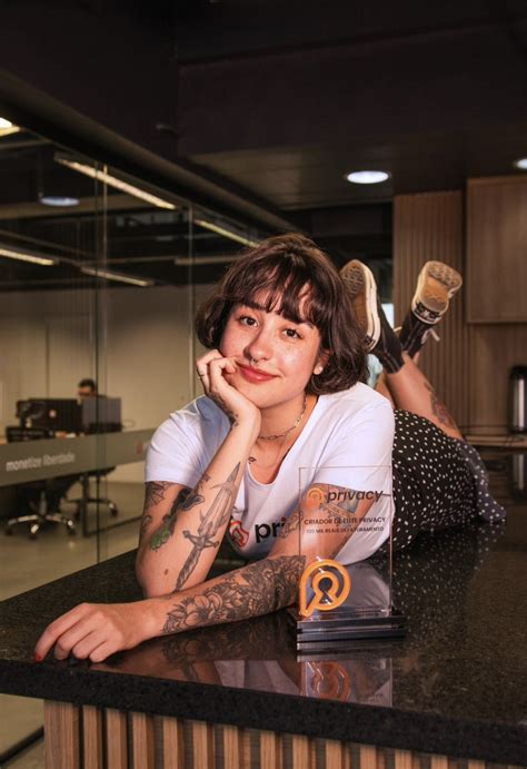 OnlyFans: Criadora de conteúdo erótico comenta cancelamento .